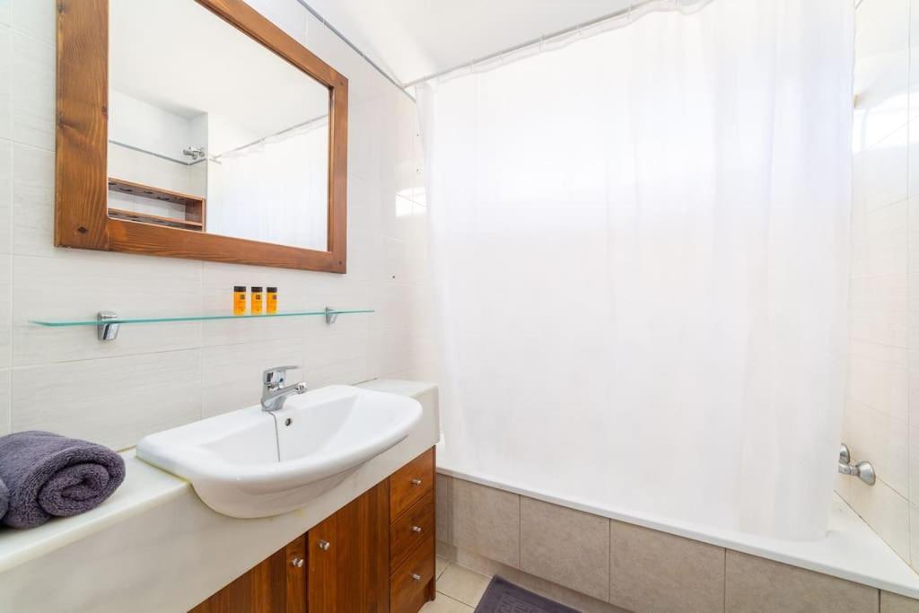 Trendy Homes Toyo Golf อัลเมรีอา ภายนอก รูปภาพ